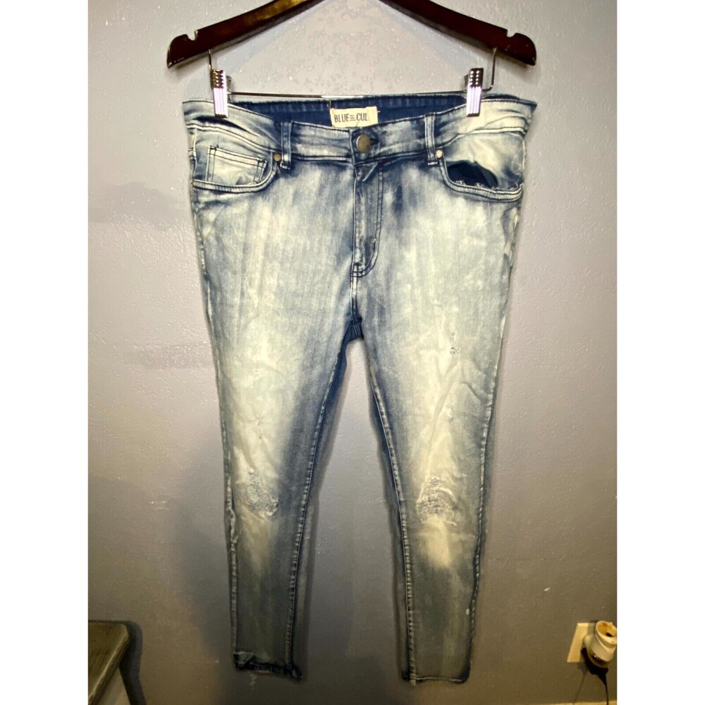 Men's Blue Cult Distressed slim fit blue jeans. size 36x29